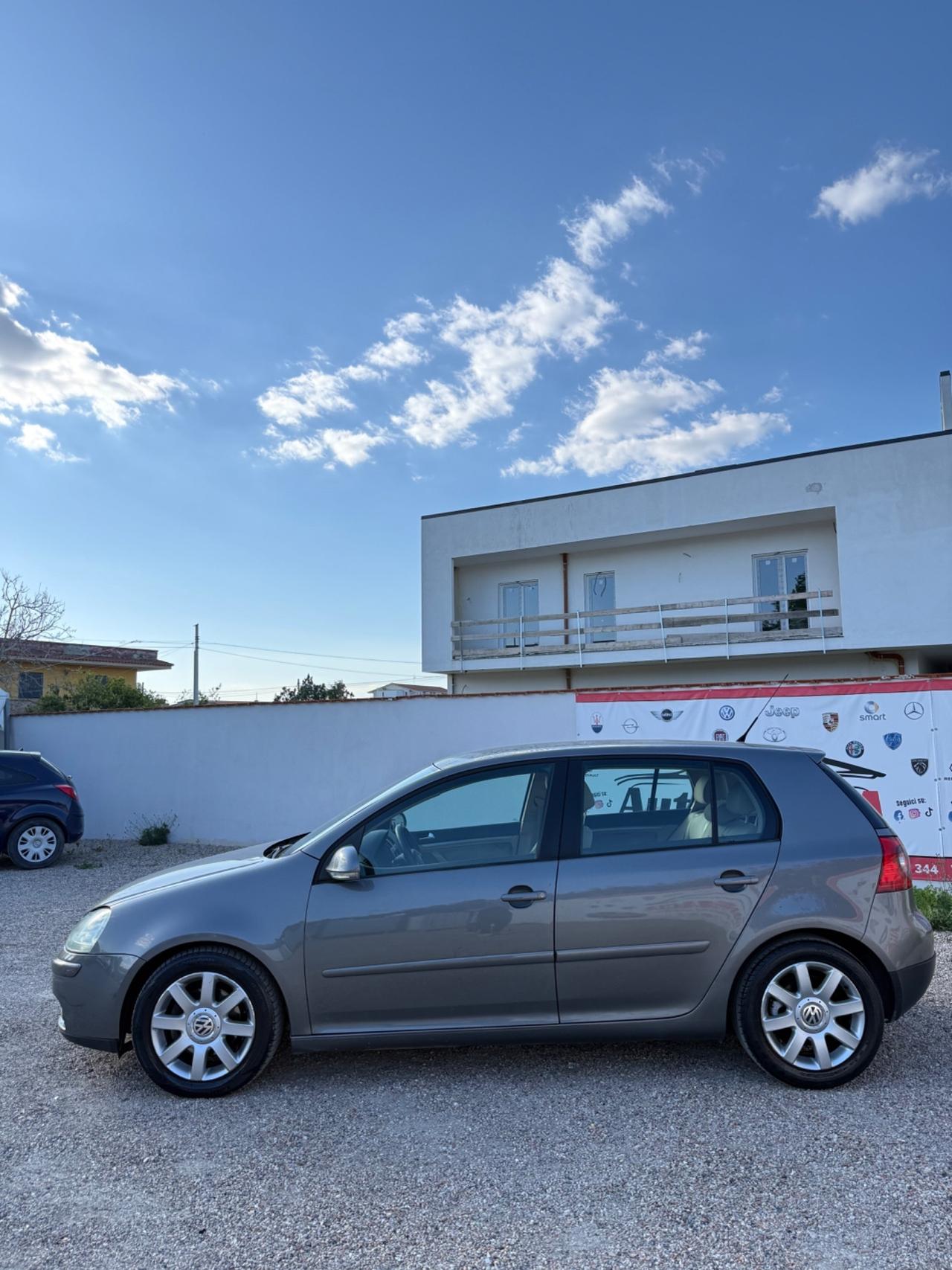 Volkswagen Golf 2.0 16V TDI 5p. Comfortline