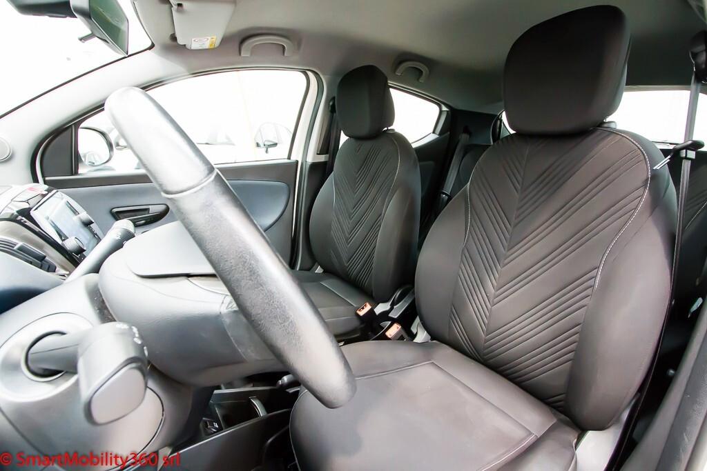 Lancia Ypsilon 1.0 FireFly 5 porte S&S Hybrid Gold