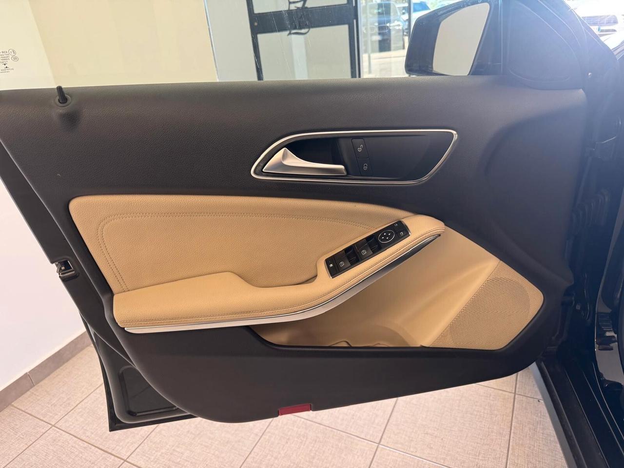 Mercedes-benz GLA 200CDI Premium TETTO - 2015