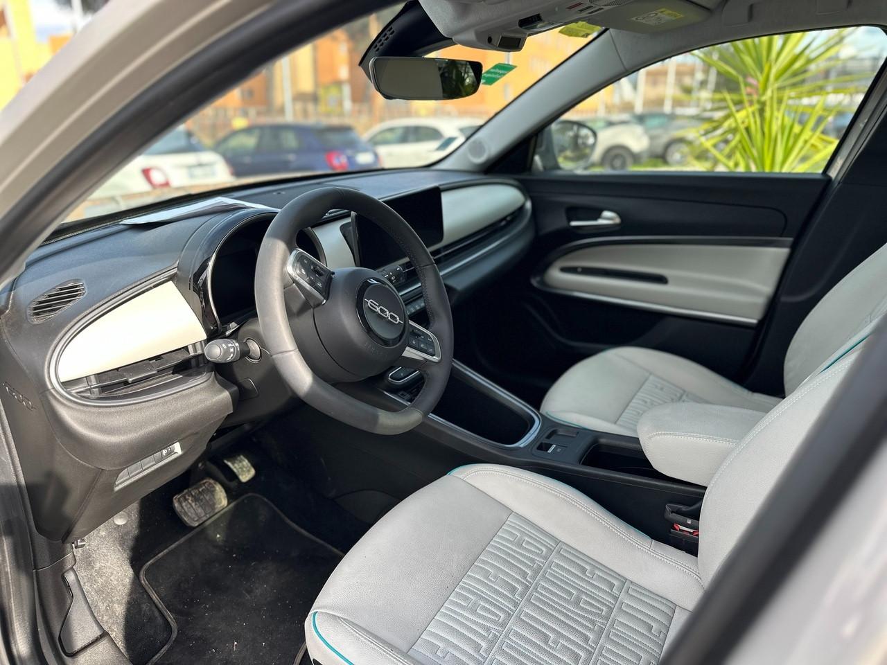 FIAT 600 IV 2023 - 600 1.2 hybrid La Prima II 110cv auto