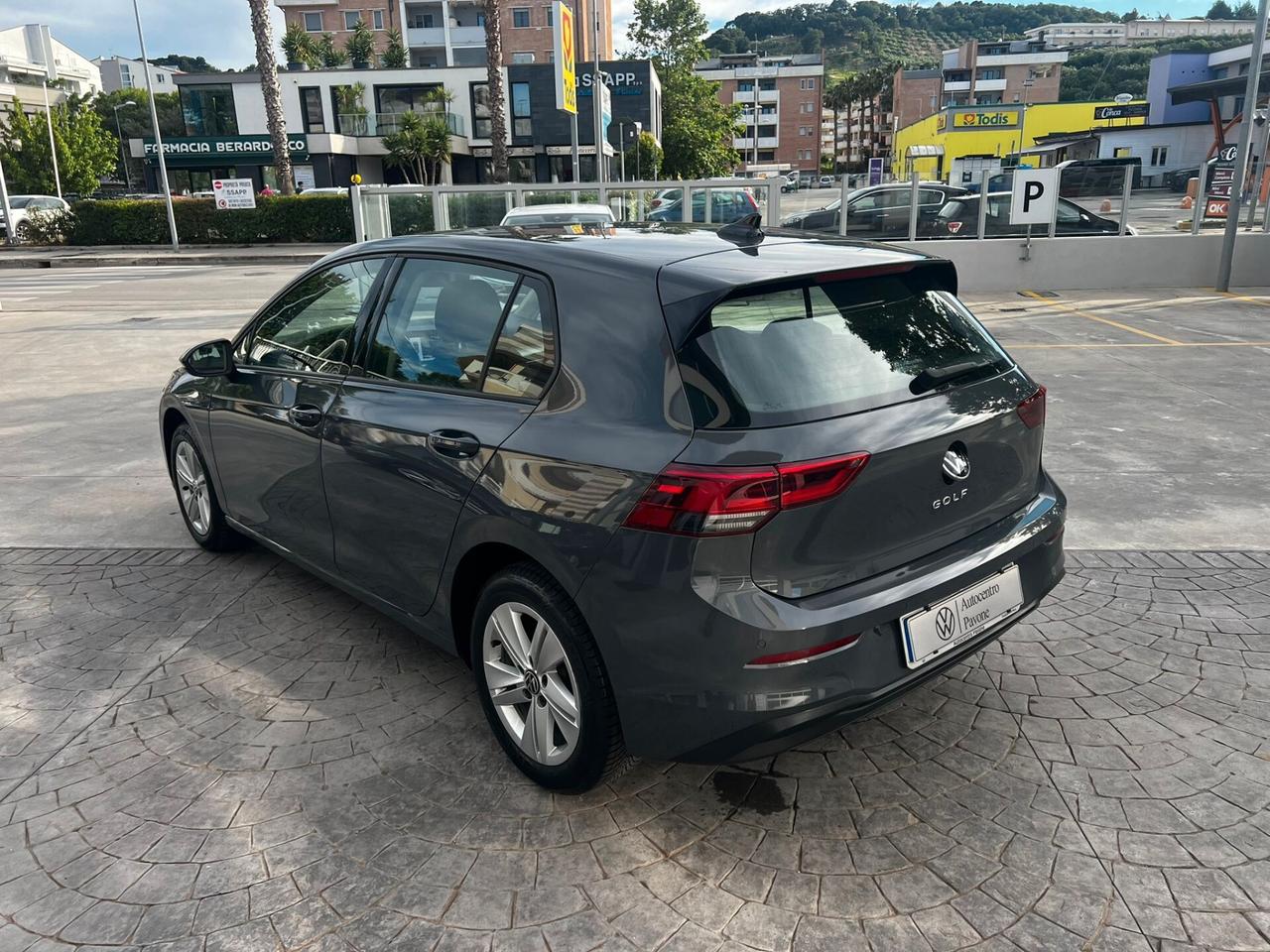 Volkswagen Golf 1.0 TSI EVO Life