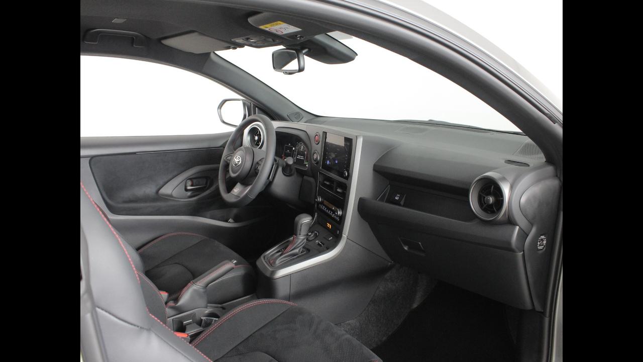 TOYOTA GR Yaris 1.6 AWD Circuit AT MY24