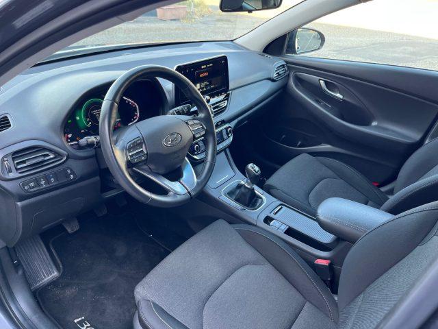 HYUNDAI i30 1.6 CRDi hybrid AUTOMATICA