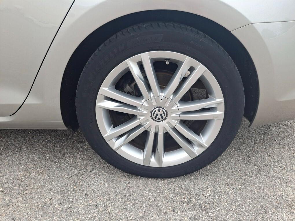 Volkswagen Golf SW 1.6 TDI DSG Allestimento GTI
