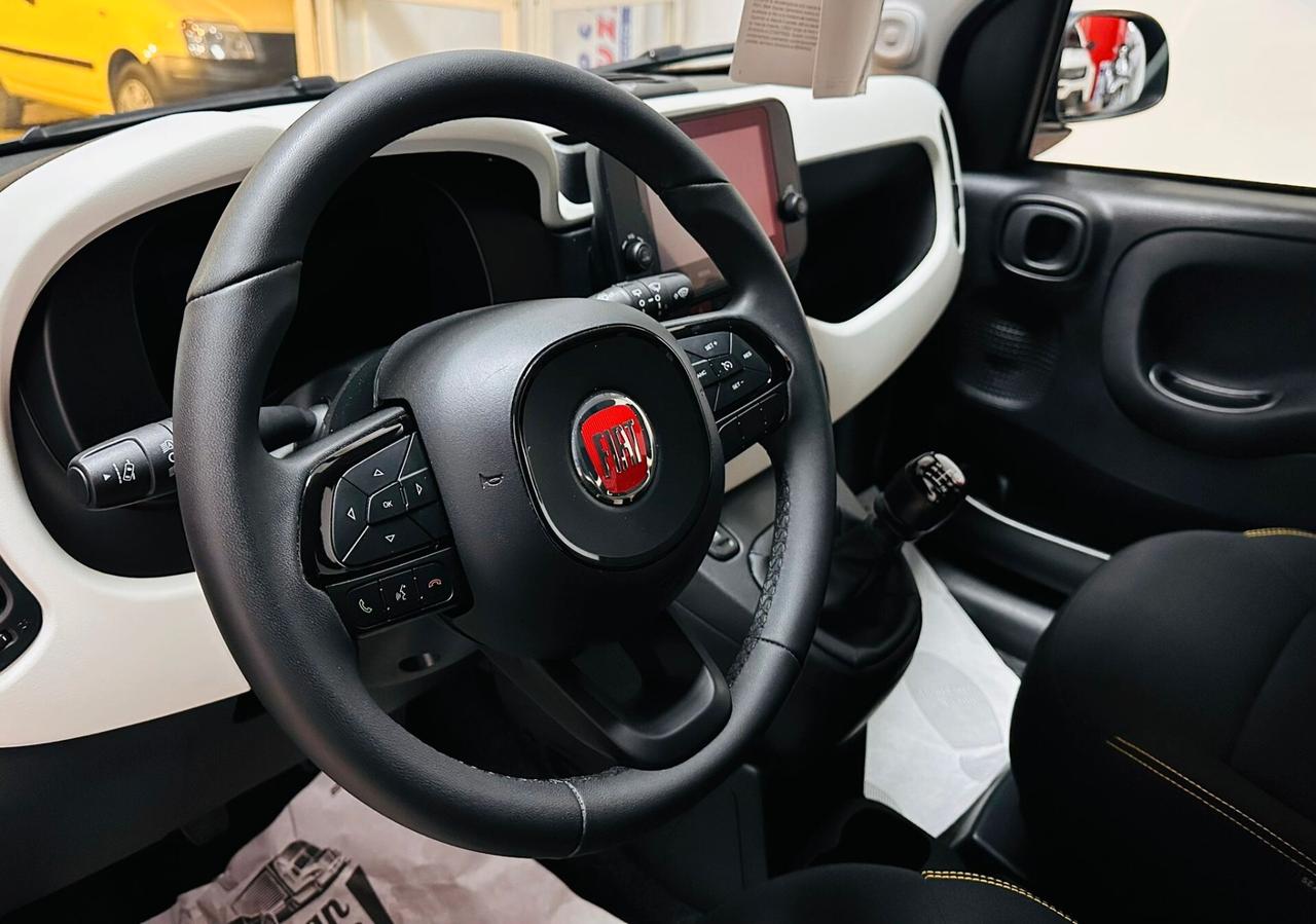 Fiat Panda 1.0 FireFly S&S Hybrid Pandina
