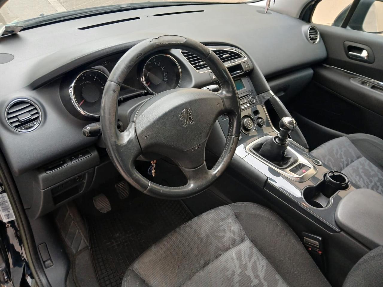 Peugeot 3008 1.6 HDi 110CV Premium