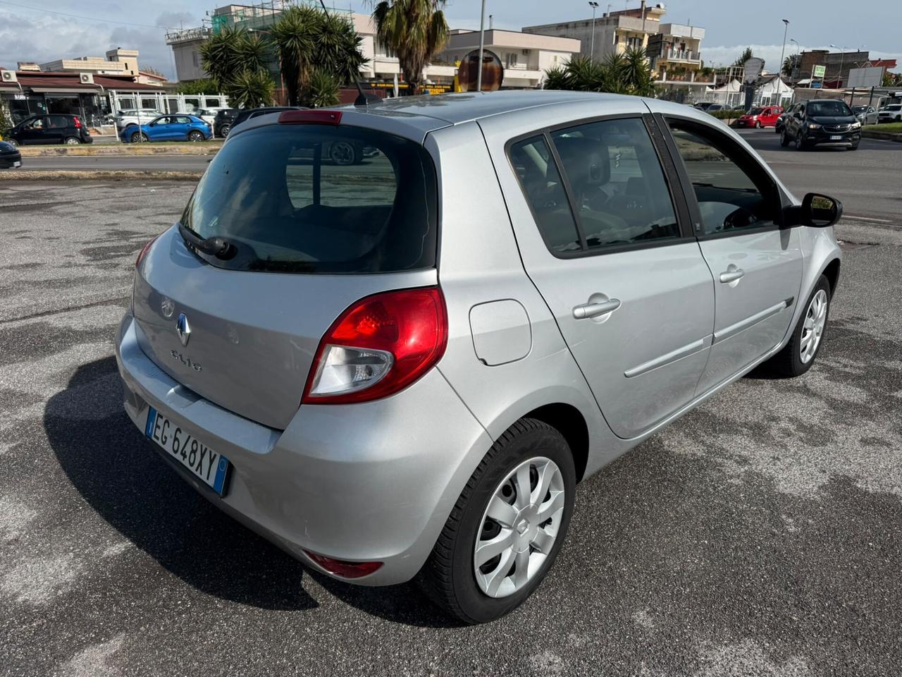 RENAULT CLIO 5PORTE 1.2 16V 75CV BENZINA