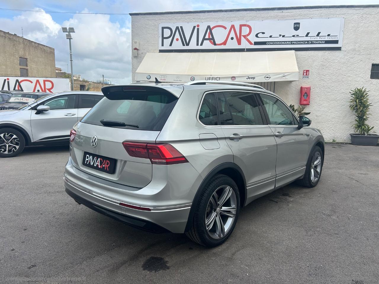 VOLKSWAGEN Tiguan 2.0 TDI 150CV SCR DSG R-Line