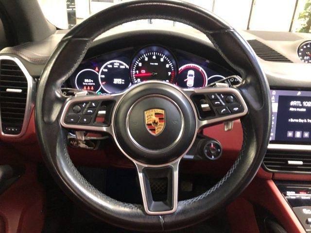 PORSCHE Cayenne 3.0 V6