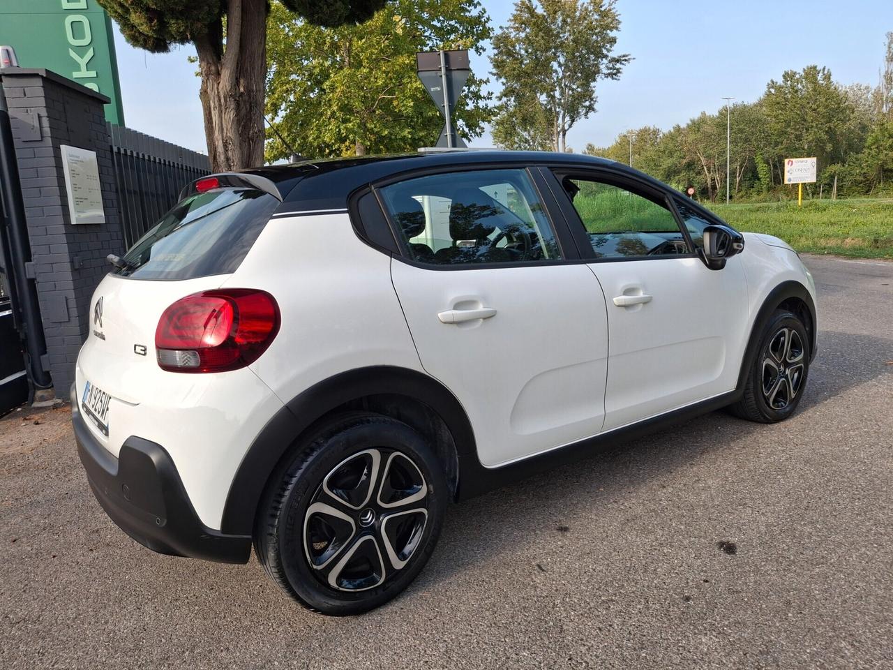 Citroen C3-1.2 BENZINA-CHILOMETRI CERTIFICATI-