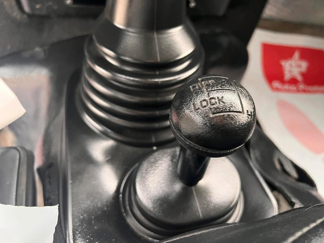 Land Rover Defender 90 diesel Hard-top