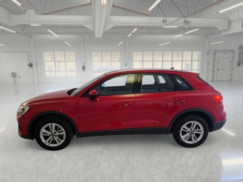 AUDI Q3 35 TDI S tronic Business
