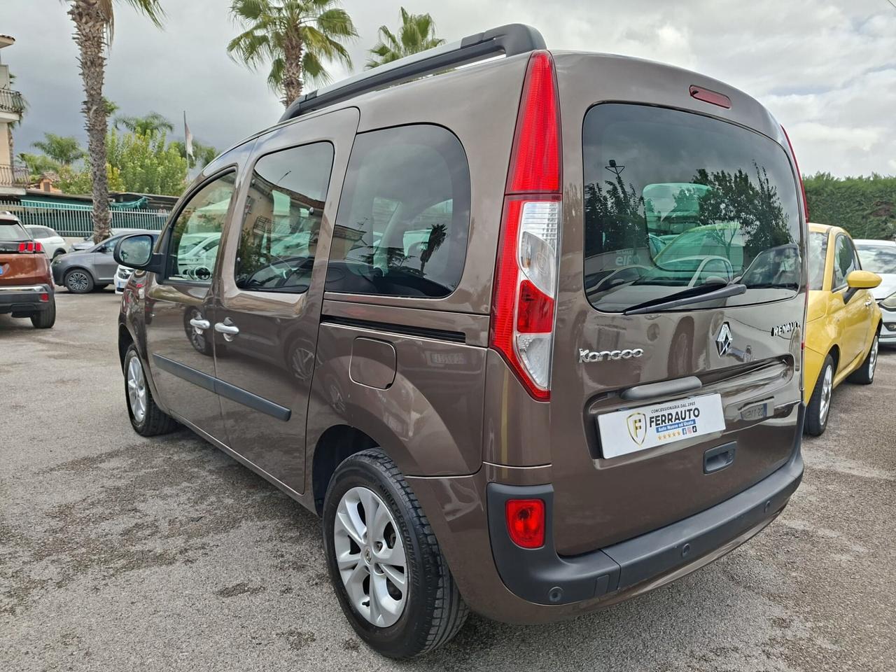 Renault Kangoo 1.5 dCi 90CV 5 porte Stop & Start Limited N1