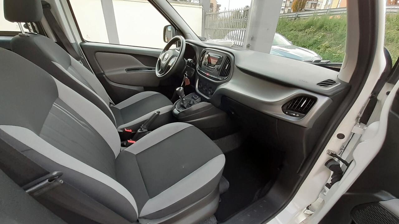 Doblo tetto alto trasporto disabili 1.6 MJT €6