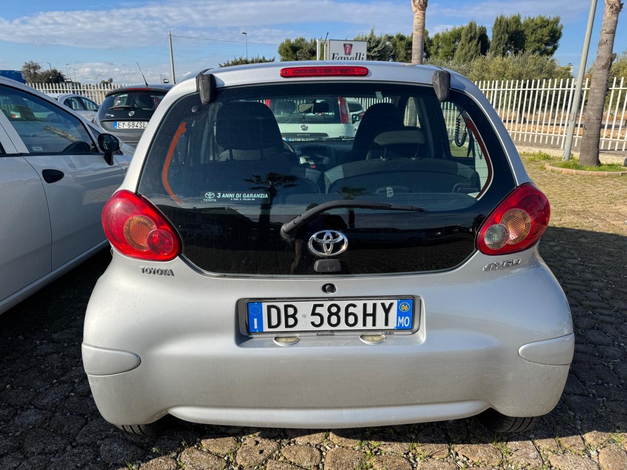 Toyota Aygo 1.4 turbodiesel 5 porte Sol