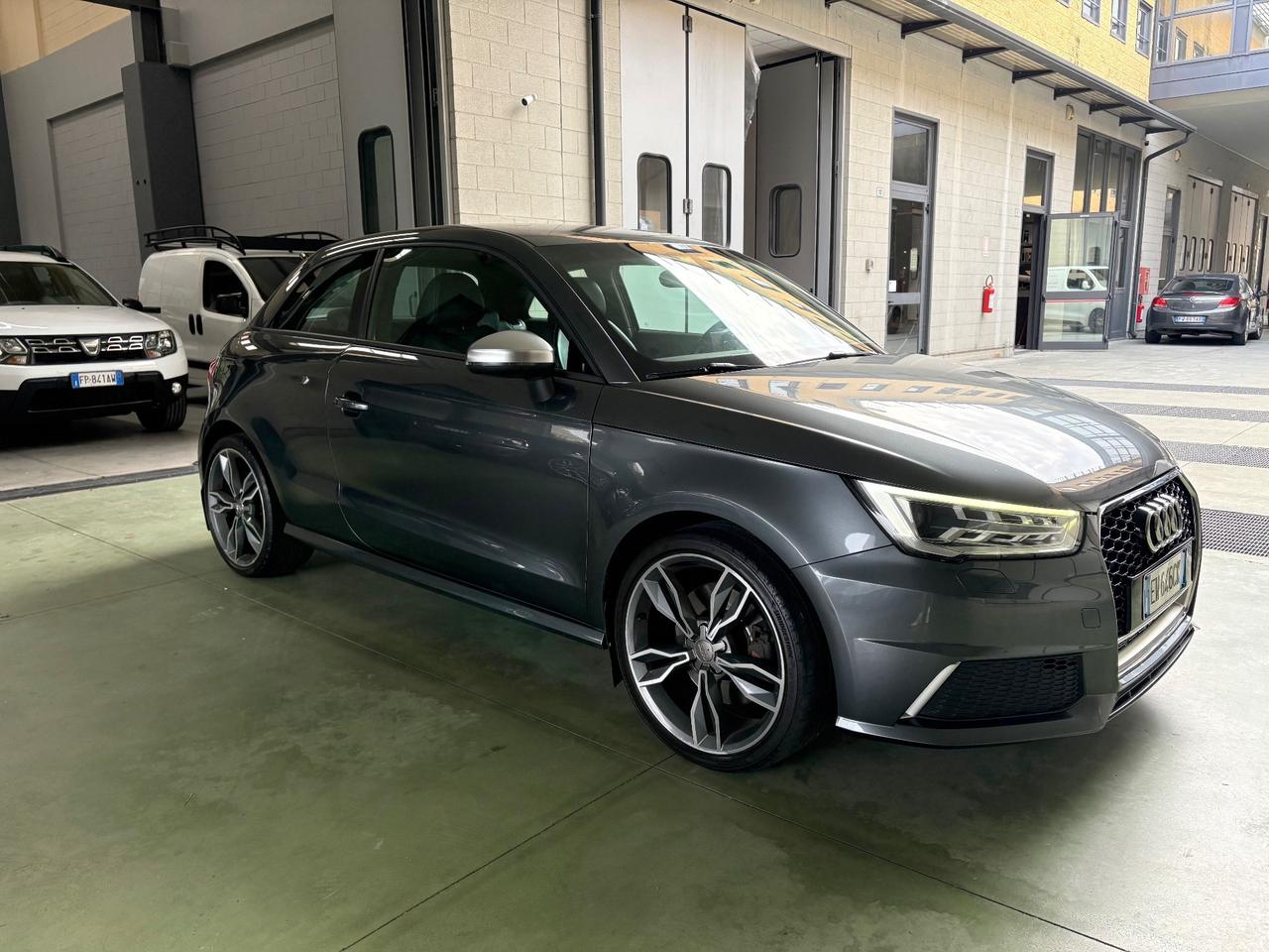 Audi A1 S1 2.0 TFSI quattro manuale