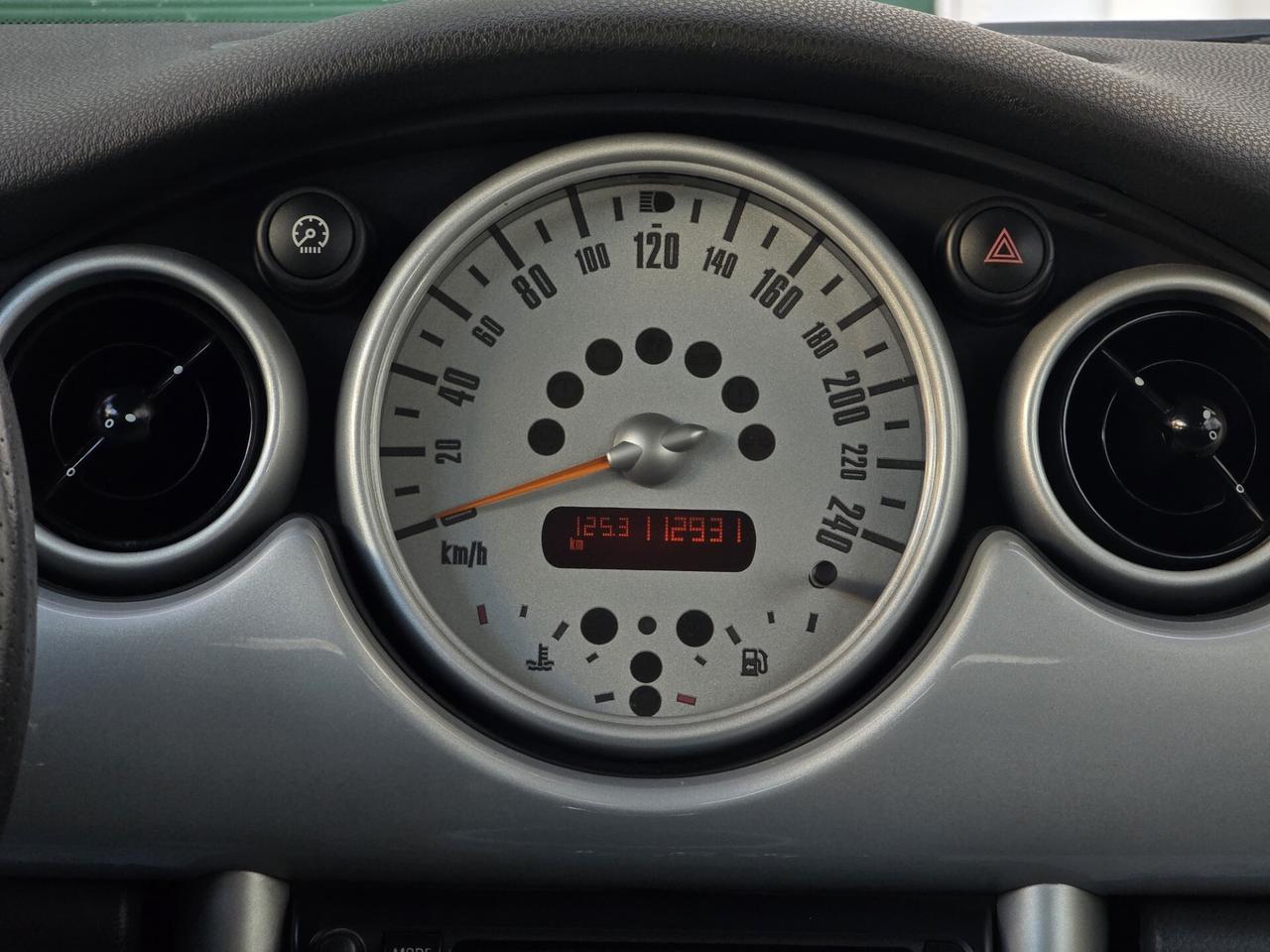 Mini 1.6 16V Cooper R50