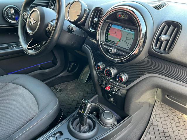 MINI Countryman 2.0 Cooper D Business Countryman Aut.