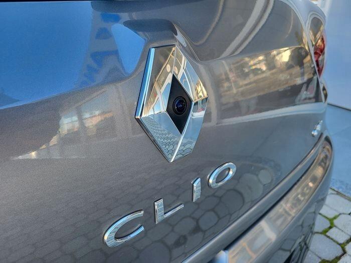 Renault Clio dCi 8V 90CV 5 porte Serie Speciale COSTUME NATIONAL