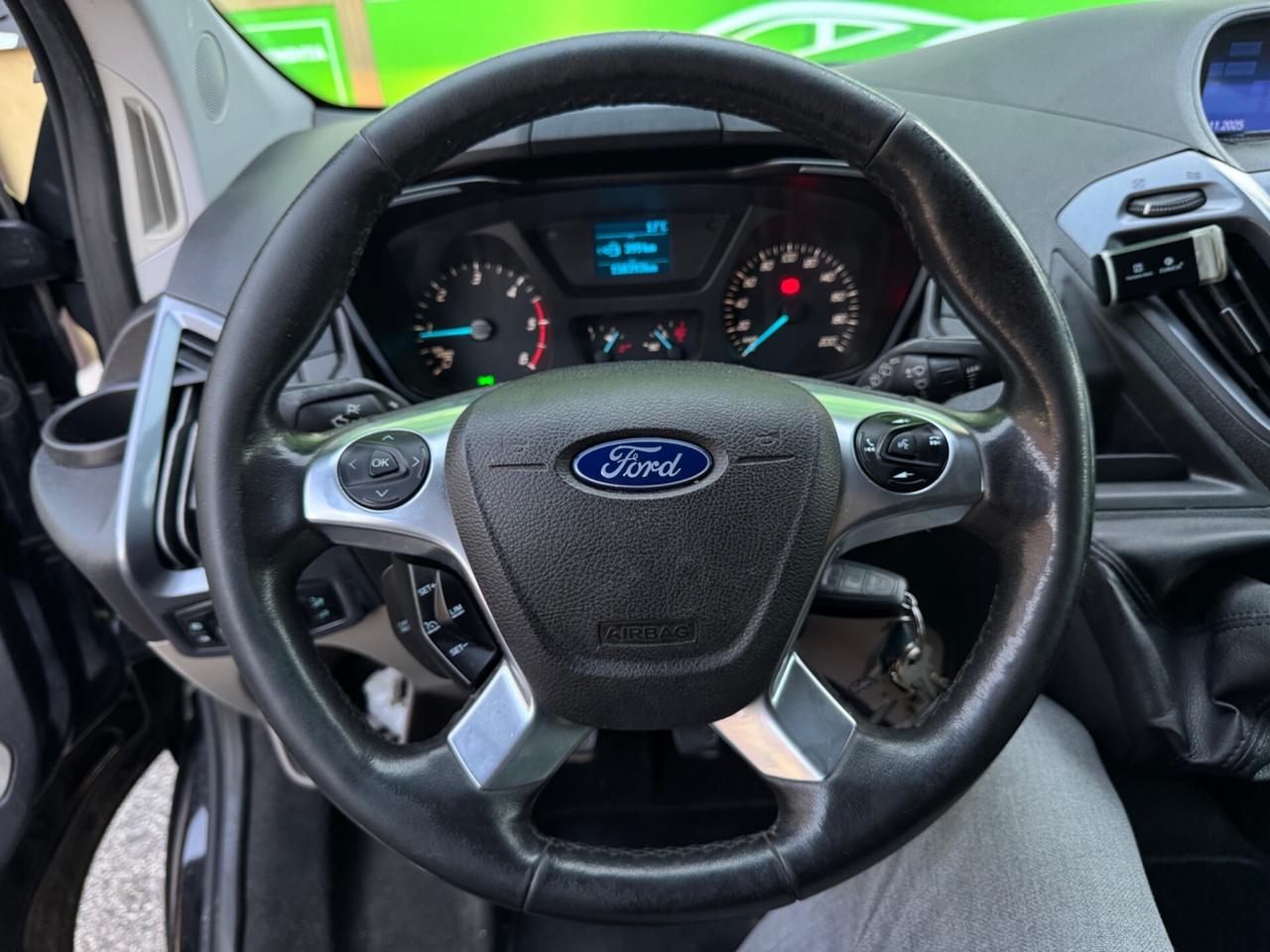 Ford Tourneo Custom 2.0 TDCi 130CV PL Titanium