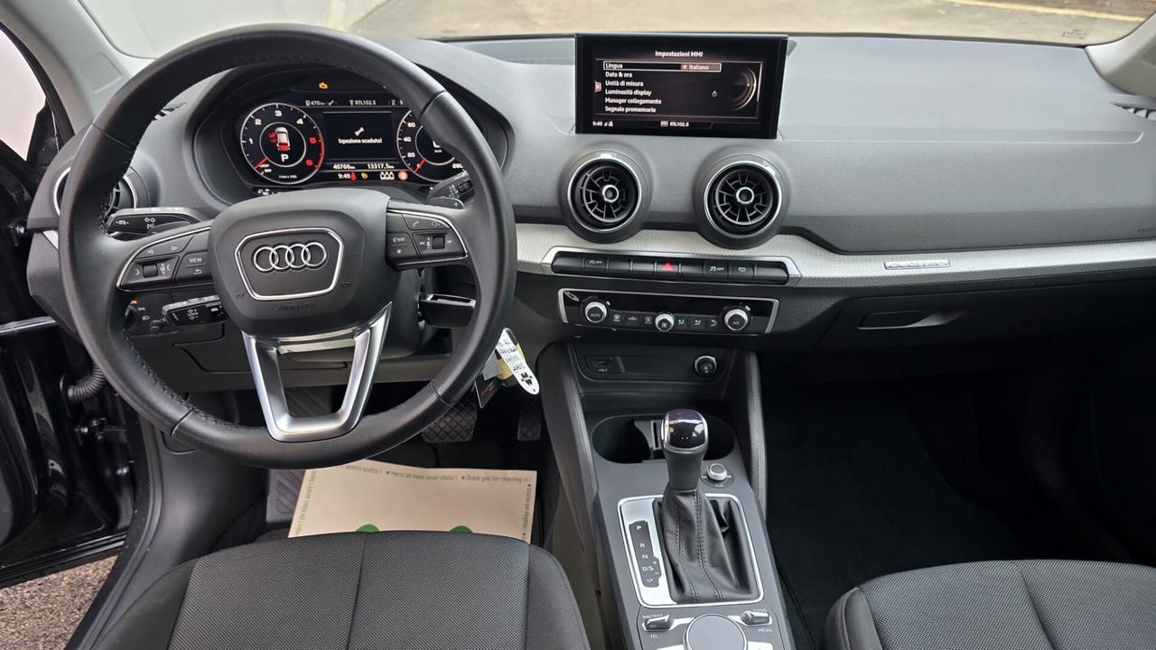 Audi Q2 35 TDI quattro S tronic Business