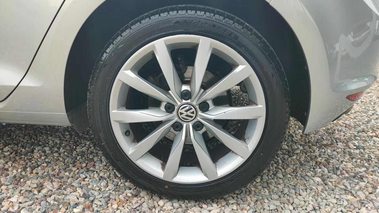 Volkswagen Golf 5 Porte Golf 5p 1.6 tdi Highline Executive (business) 110cv dsg