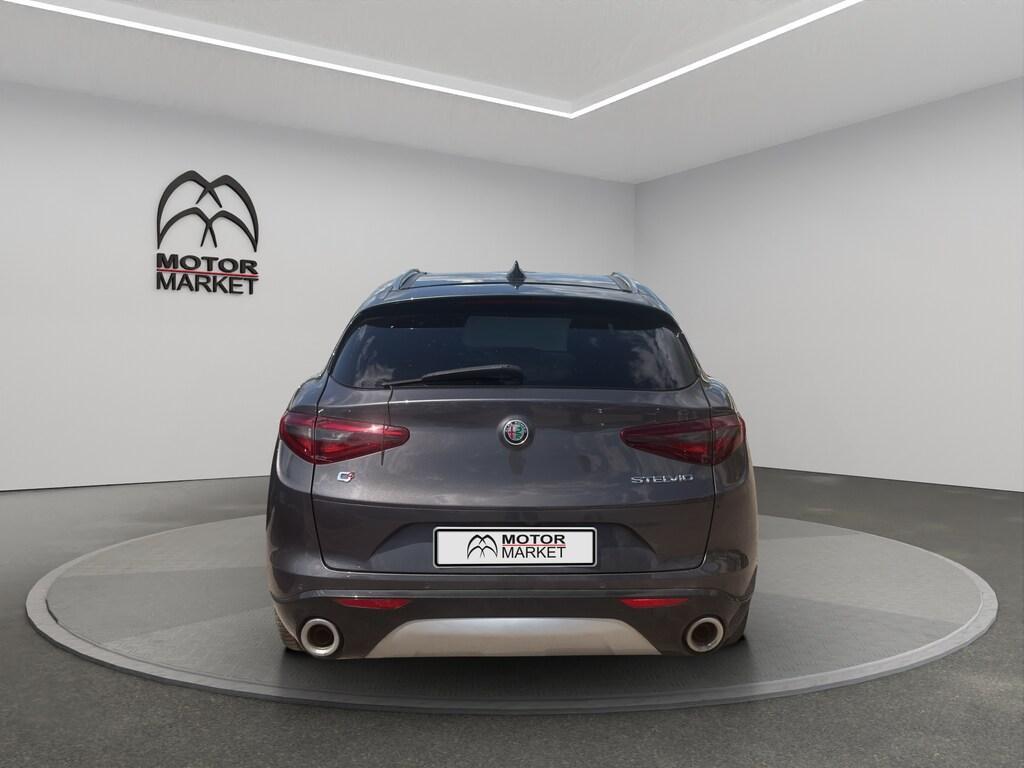 Alfa Romeo Stelvio 2.0 Turbo Ti Q4 AT8