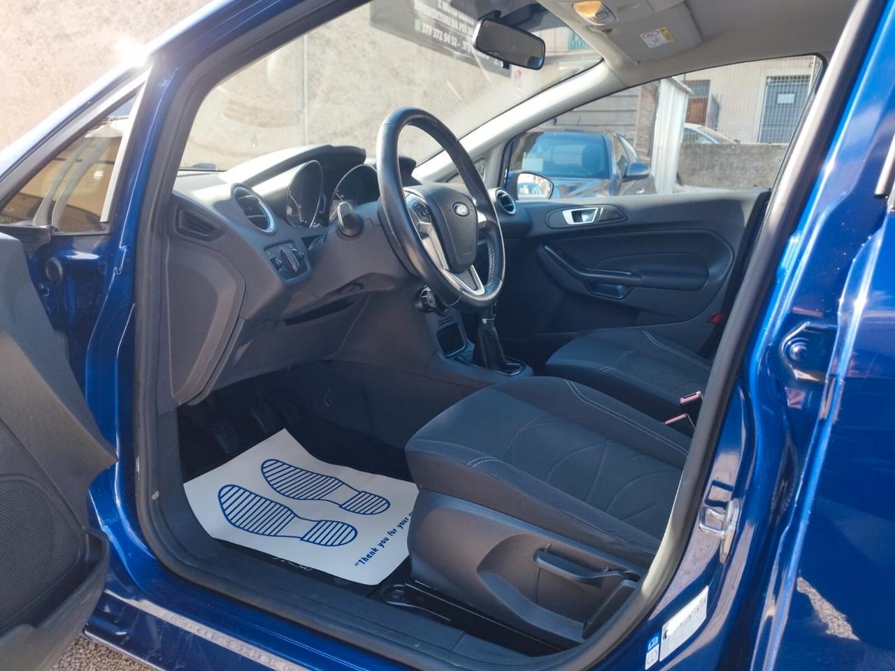 Ford Fiesta 1.5 TDCi 75CV 5 porte Titanium