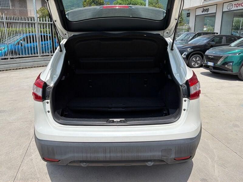 Nissan Qashqai 1.5 dci Tekna 110cv my16