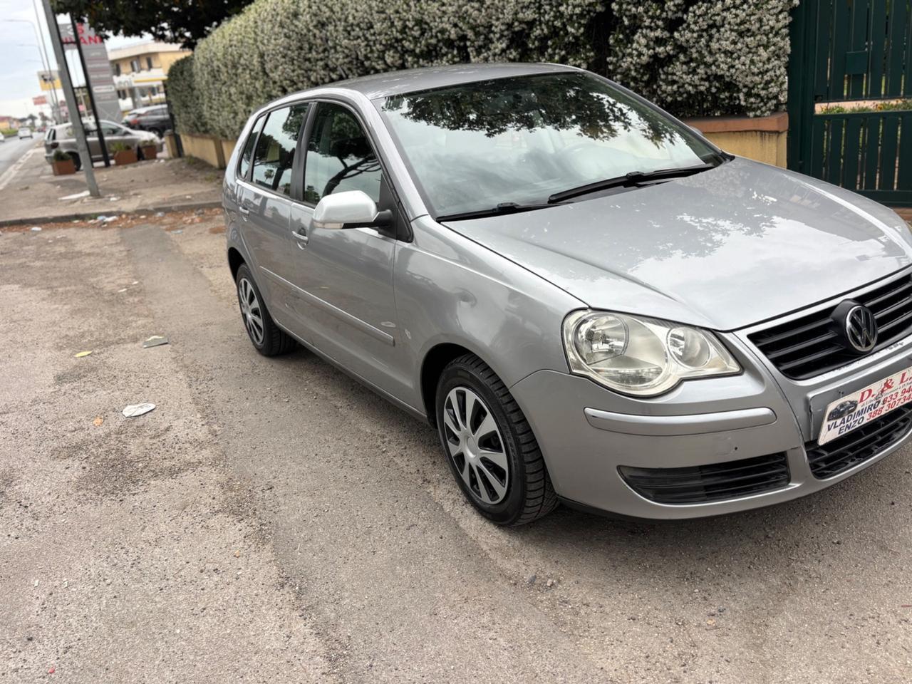 Volkswagen Polo 1.4/80CV 16V 5p. Sportline