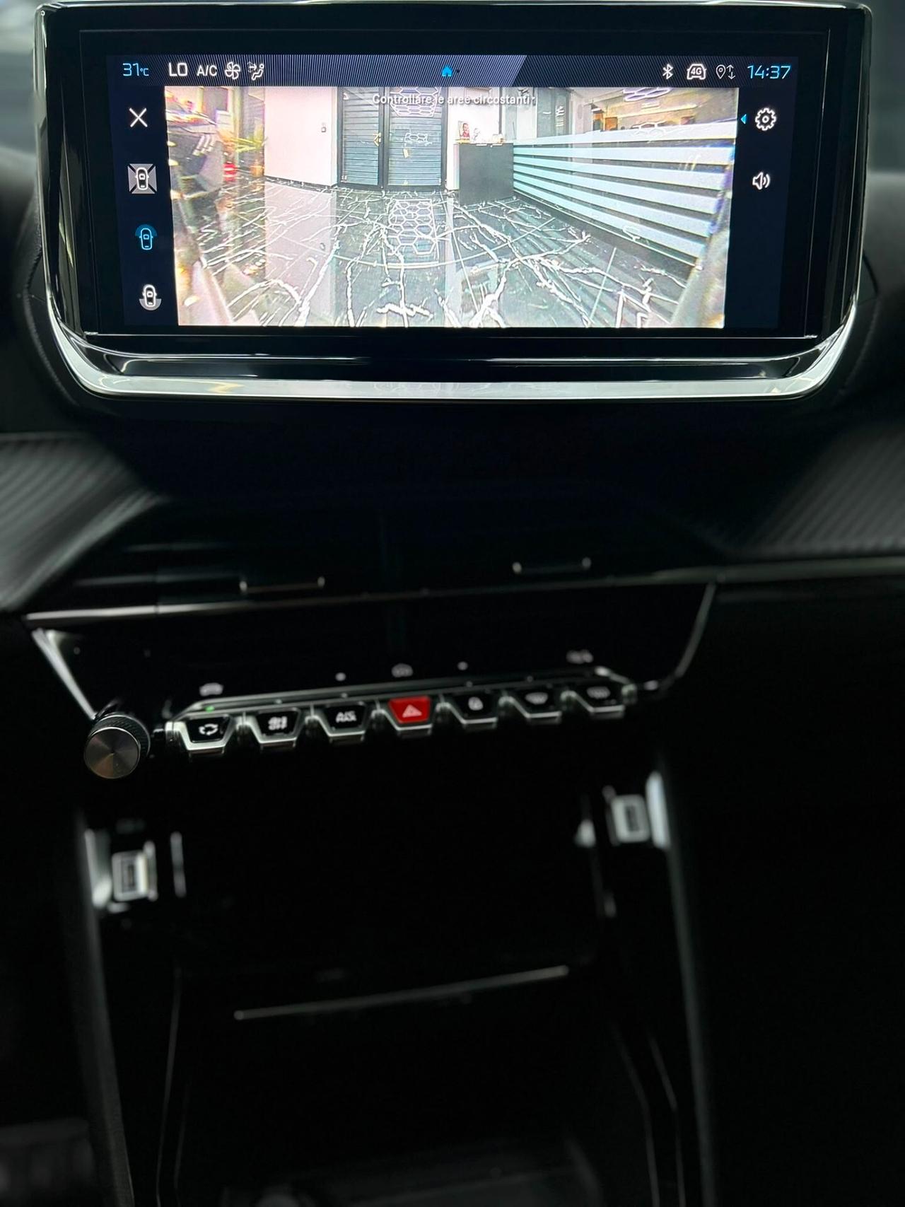 Peugeot 2008 PureTech 1.2 Benzina 100 cv S&S Allure