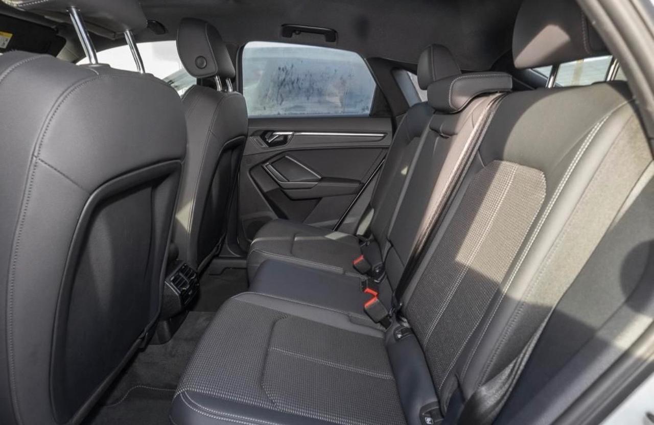 Audi Q3 45 TFSI S tronic S LINE interno esterno Cerchi Sonos Tetto