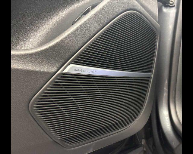 AUDI RS Q8 TFSI V8 quattro tiptronic