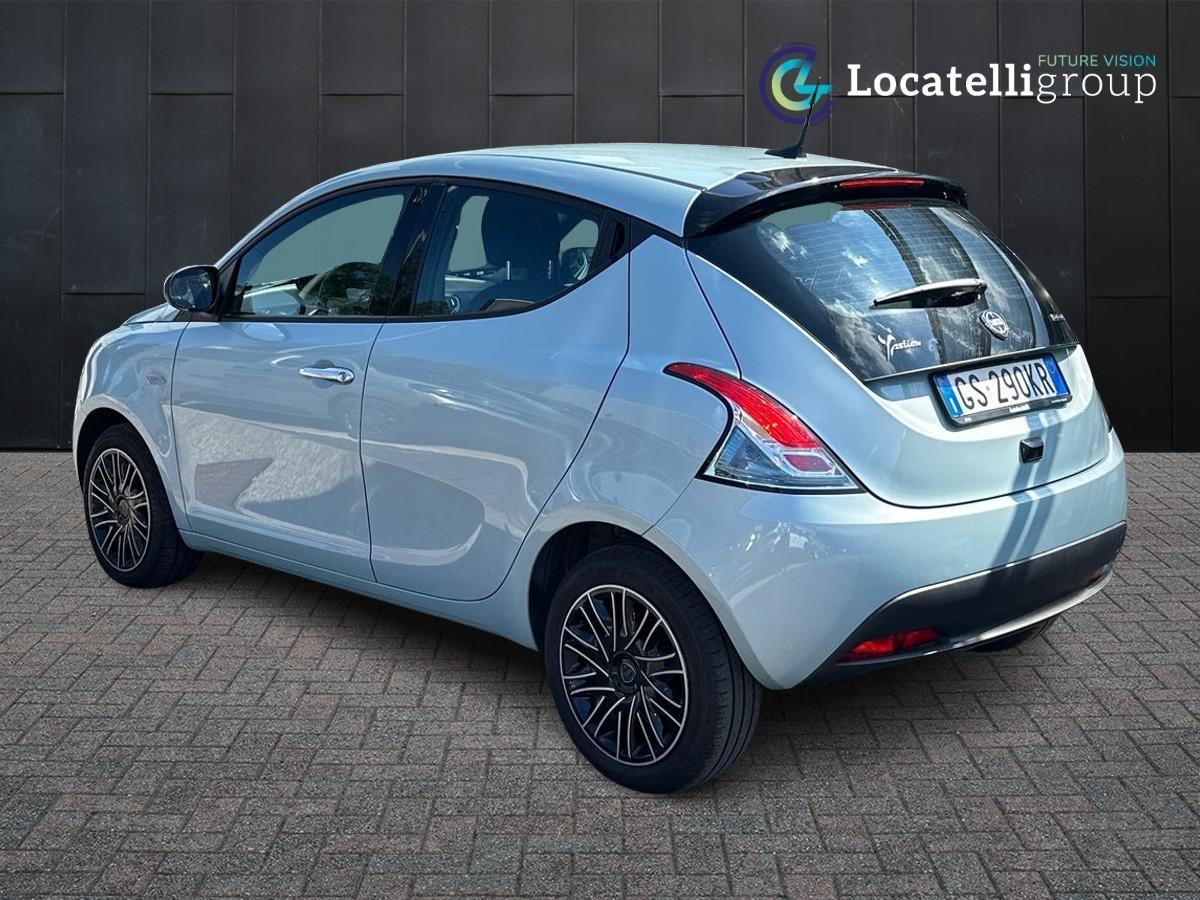 LANCIA Ypsilon III 2021 - Ypsilon 1.0 firefly hybrid Gold s&s 70cv