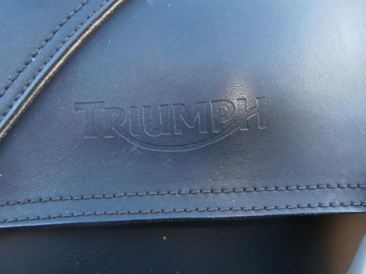 Triumph Bonneville T120 del 2016, Passaggio , tagliando e garanzia inclusi