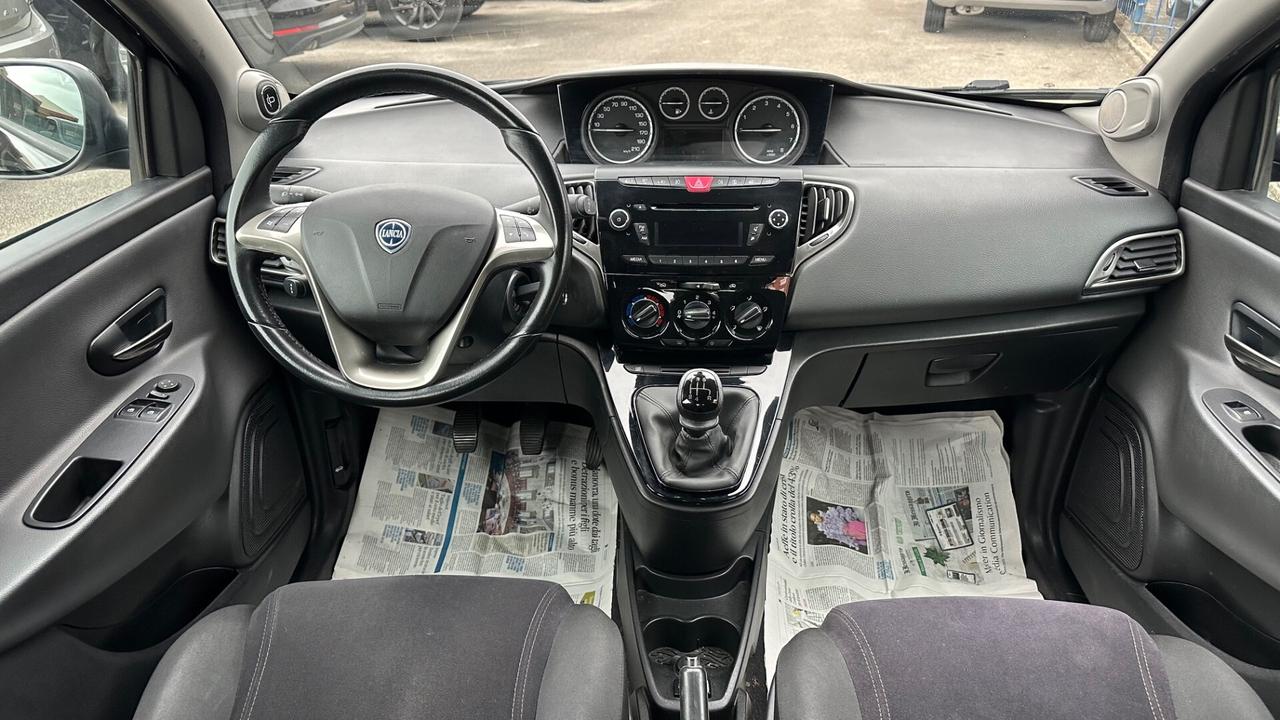 Lancia Ypsilon 1.2 69 CV 5 porte GPL Ecochic Gold