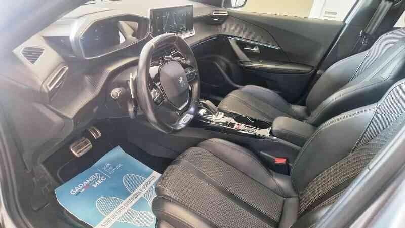 Peugeot 2008 BlueHDi 130 CV S&S EAT8 GT