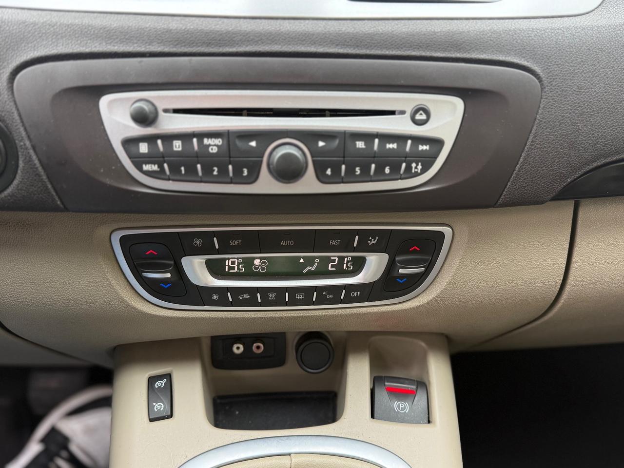 Renault Scenic Scénic X-Mod 1.5 dCi 110CV Luxe