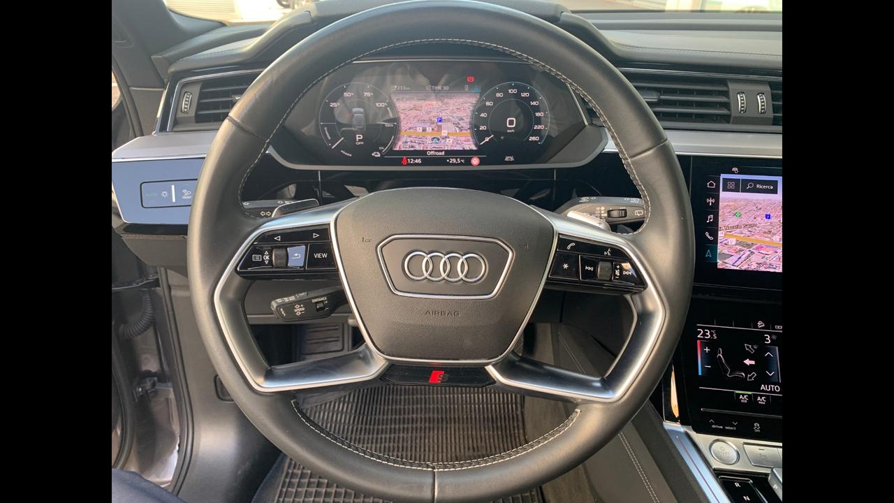 Audi E-TRON 265