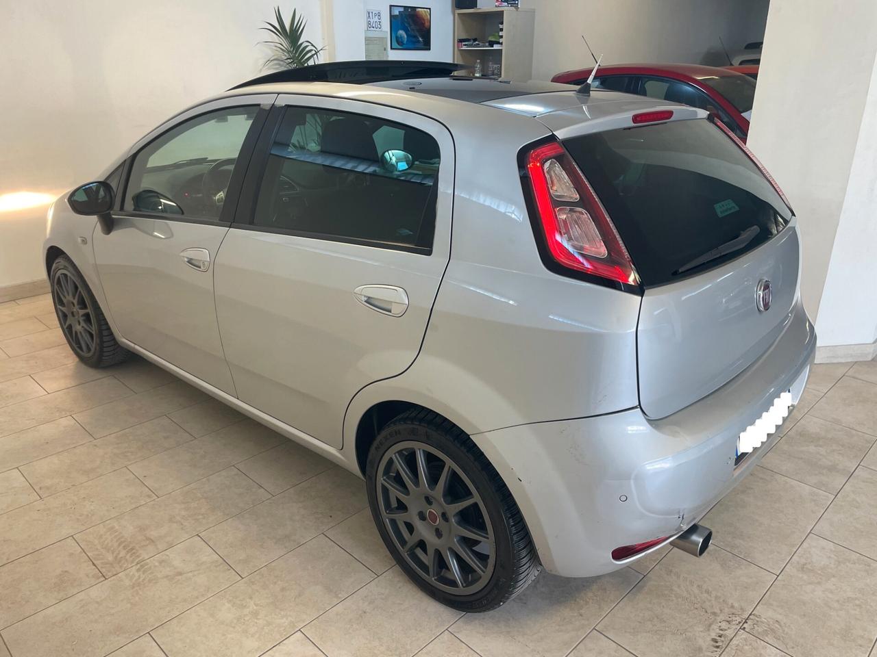 Fiat Punto 1.3 85 CV MJT Lounge TETTO APRIBILE Neopatentati