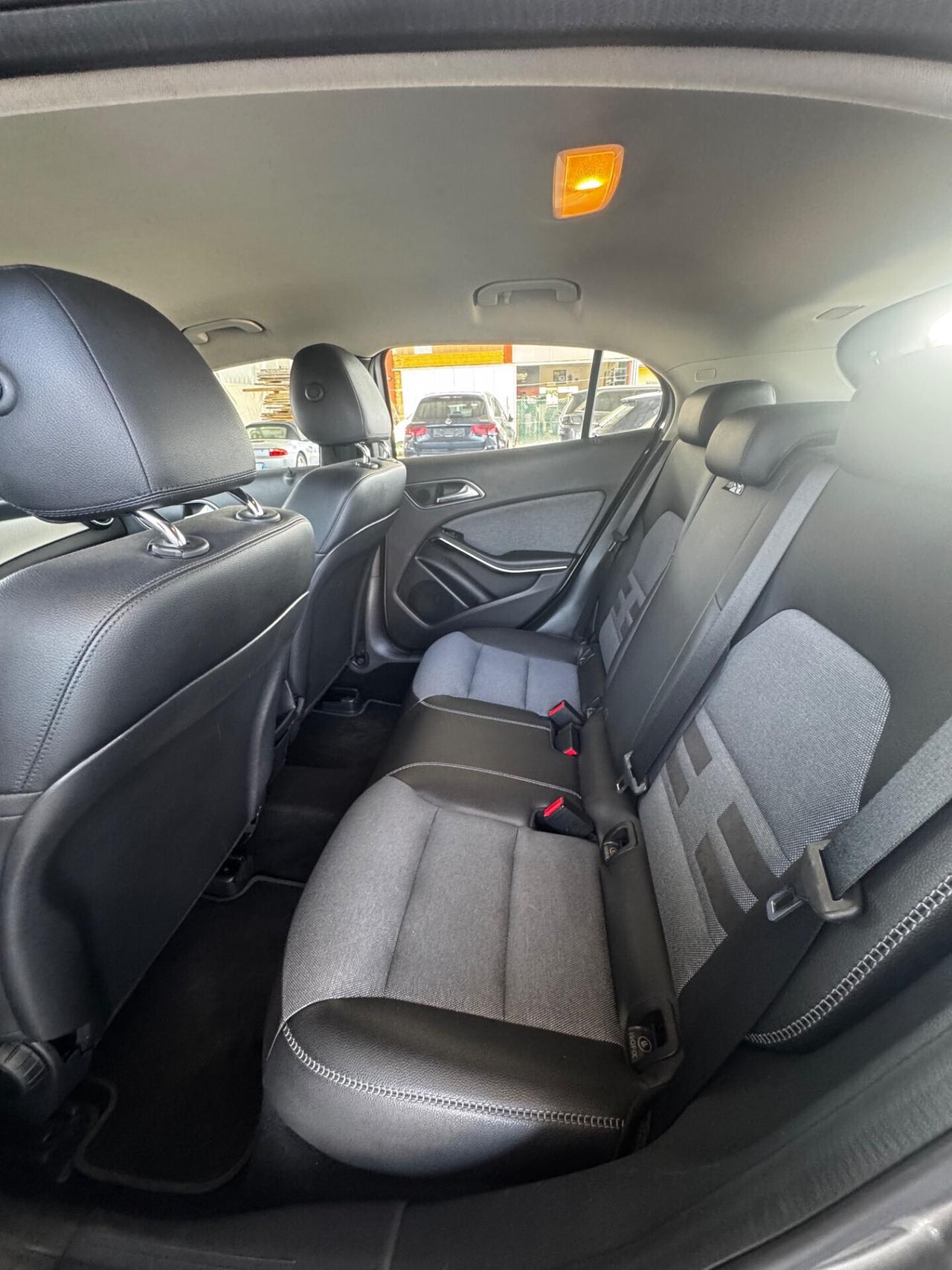 Mercedes-benz GLA 200 GLA 200 d Executive
