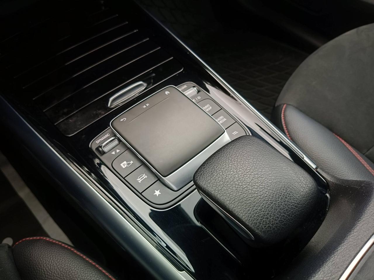 Mercedes-Benz GLA-H247 2020 - GLA 250 e phev (eq-power) Premium auto