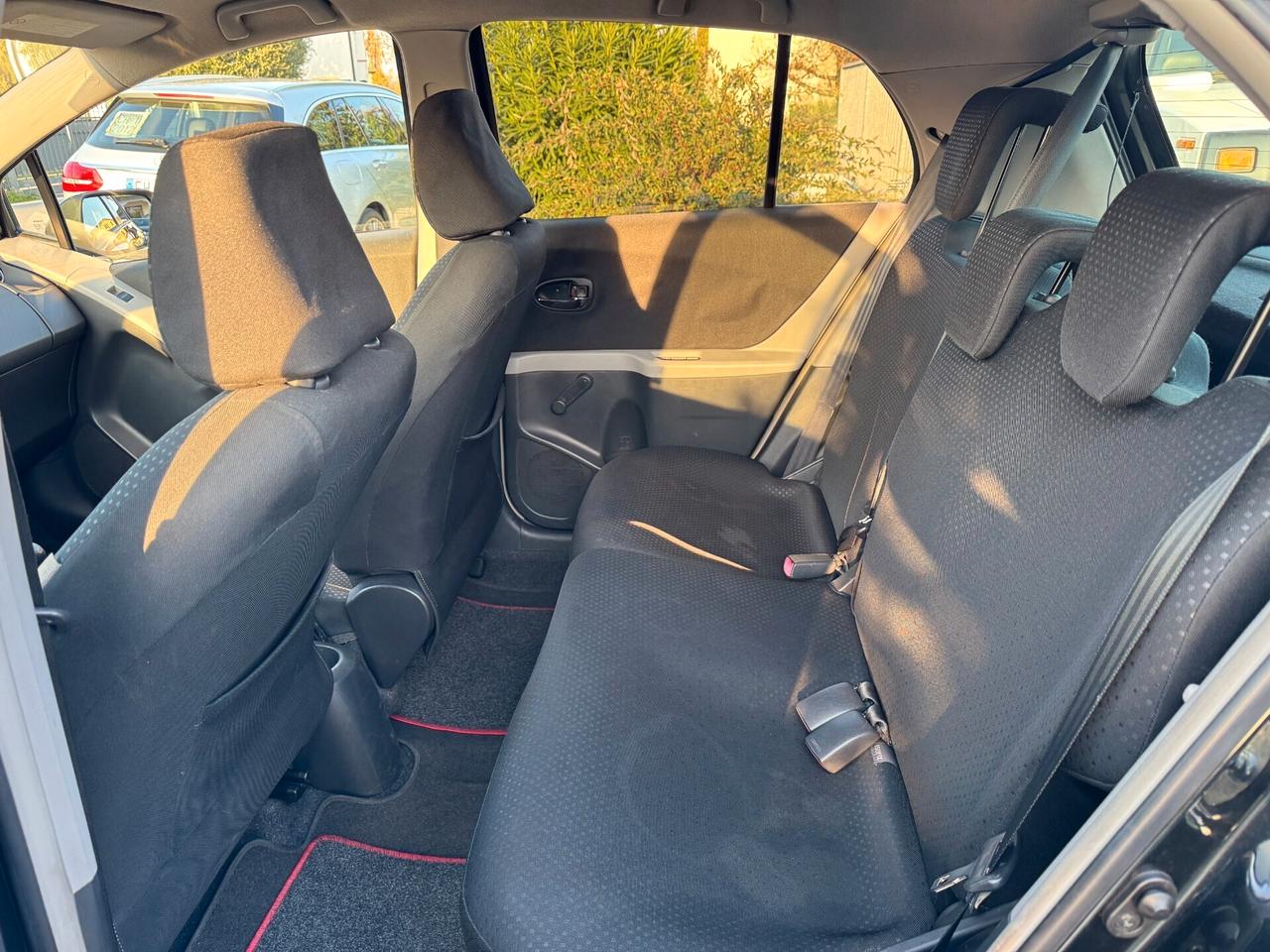 Toyota Yaris 1.3 5 porte M-MT Sol