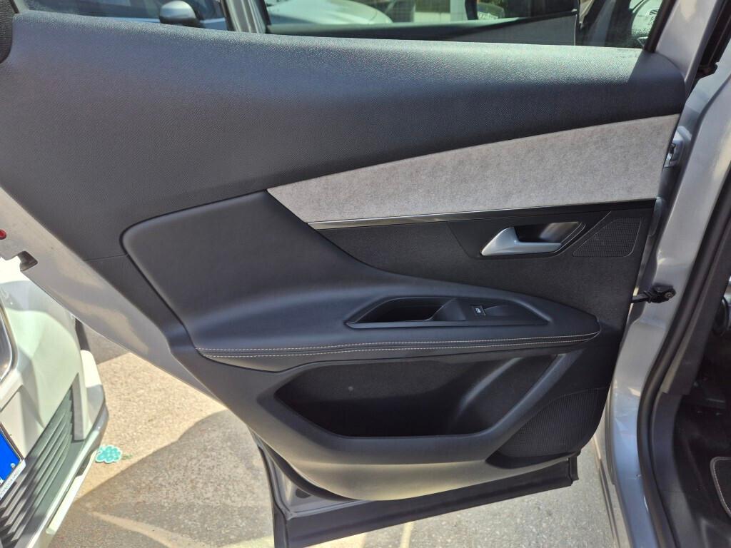 Peugeot NEW 3008 GT-LINE HDI 130CV EAT8