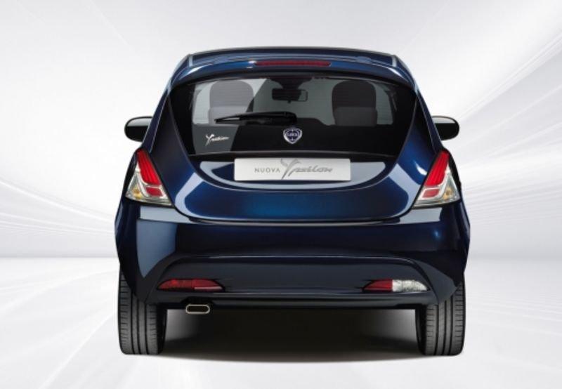 Lancia Ypsilon III 2015 1.0 firefly hybrid Silver s&s 70cv