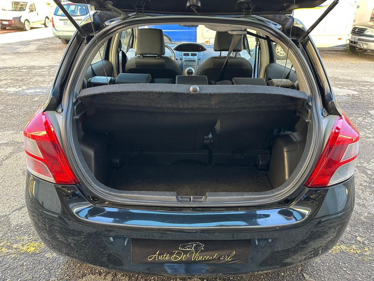 Toyota Yaris 1.0 5 porte Now