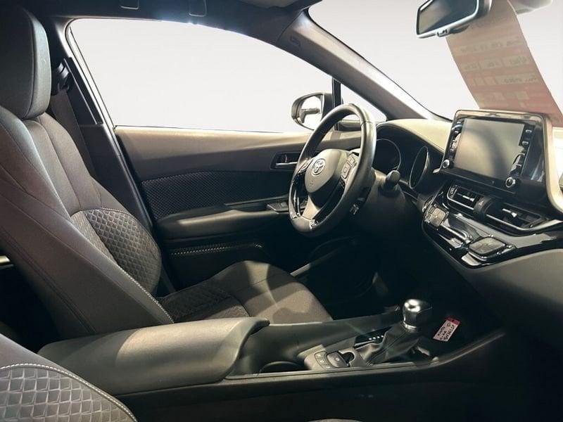 Toyota C-HR (2016-2023) 1.8 Hybrid E-CVT Active