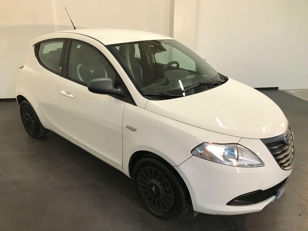 LANCIA Ypsilon 1.2 69 CV 5p. Mya