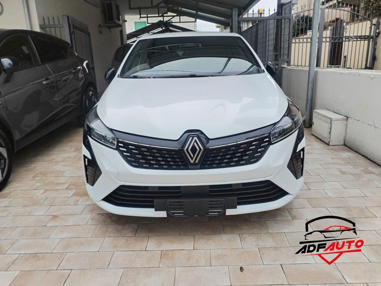 Renault Clio TCe 90 CV 5 porte Techno