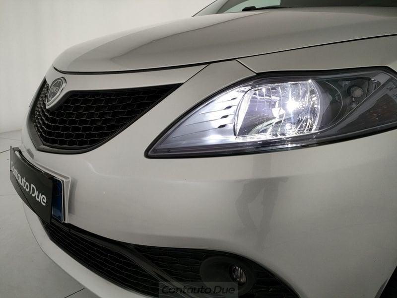 Lancia Ypsilon Ypsilon 1.2 Silver Gpl 69cv